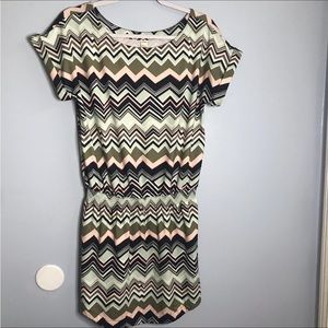 Lole Short Sleeve Comfy Casual Leisure Scoop Hem Elastic Hip Sun Dress SZ M